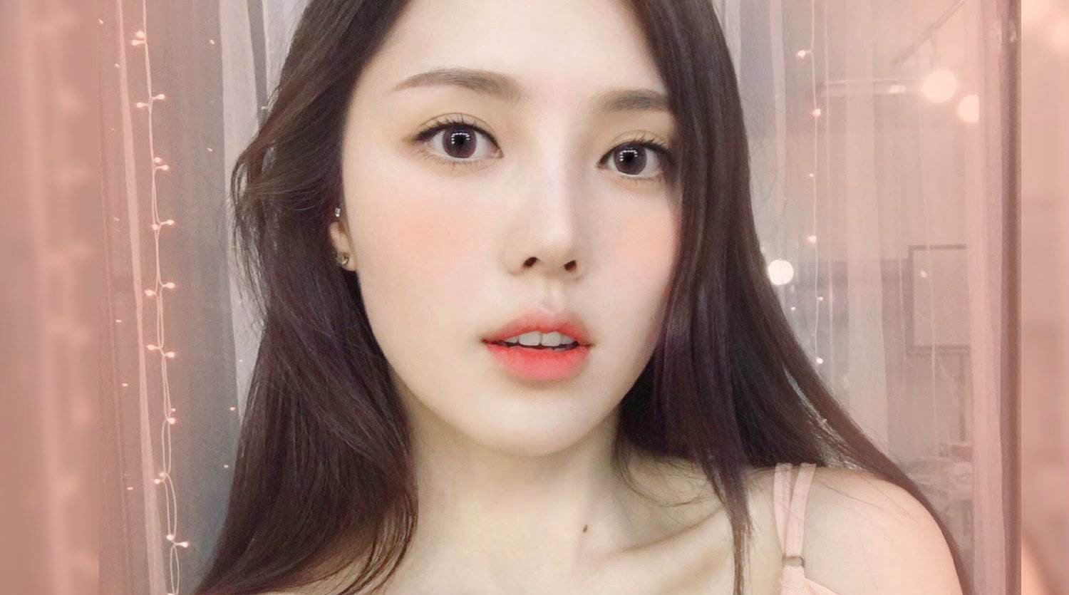 适合新年的简单妆容教程,新年妆容从底妆开始的教程