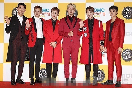 2pm成员成jyp理事,2pm成员谁退团了