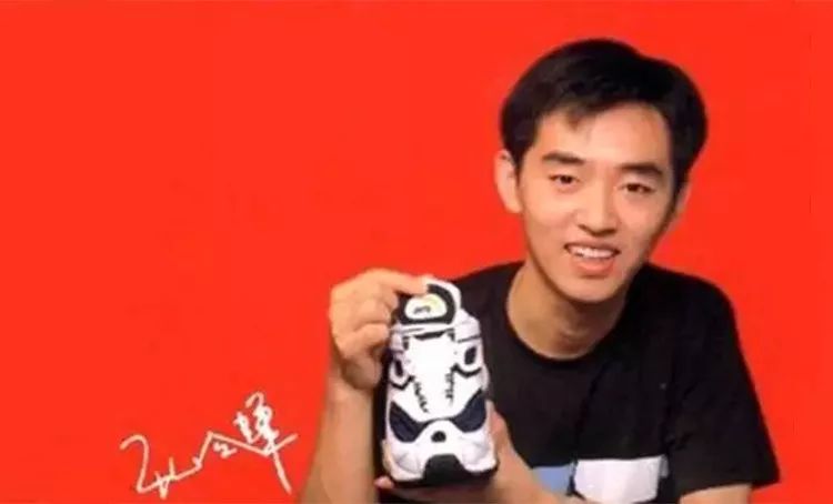 宁愿买超A的Yeezy假装高贵,也不穿国潮被人叫做土锤?!