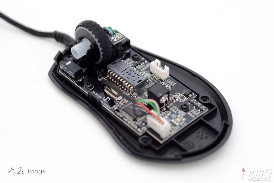 MionixCastor简评：大小通吃