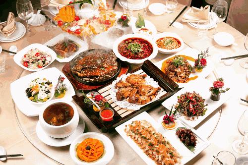 过年八菜一汤,一菜一汤一日游