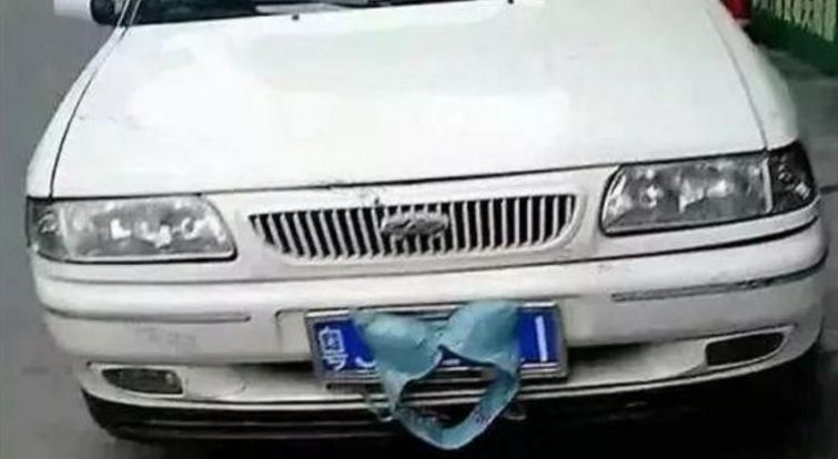 车上没有灭火器反光背心怎么处罚,汽车年检不用灭火器和反光背心