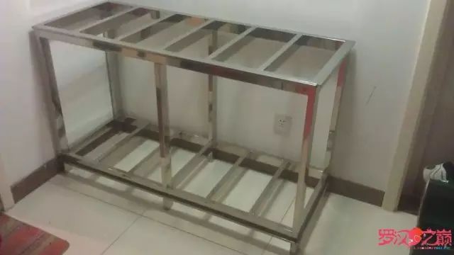 开局只有一万块钱,开局3000块装备全靠捡