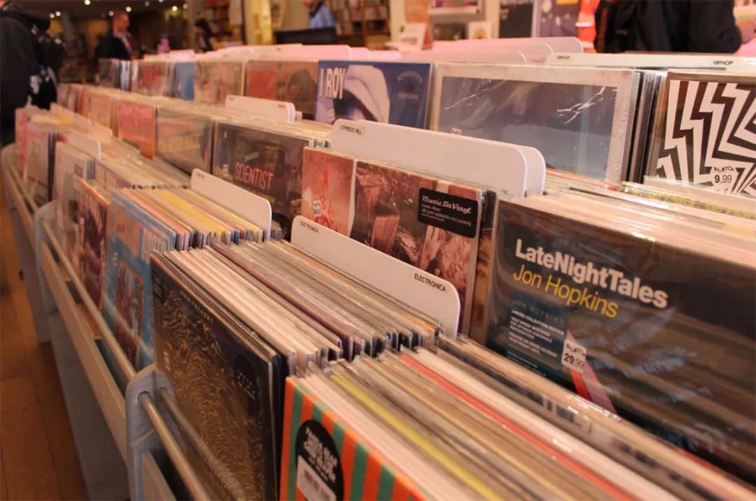 懂黑胶的小哥值不值得交往？│老司机的十件套