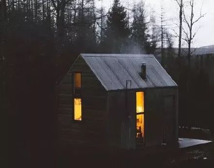 送的礼物从来就不会让人失望,送礼物的人不重要