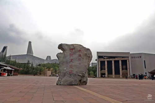 禄丰金山古镇旅游景点,禄丰恐龙谷温泉旅游攻略