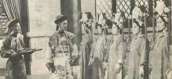 人鱼线宋仲基做你的男仆｜候选美人报名入口已全面开放