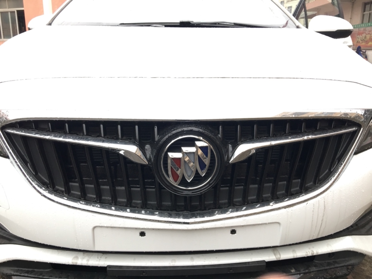 新款别克威朗提车75公里,别克白色威朗gs