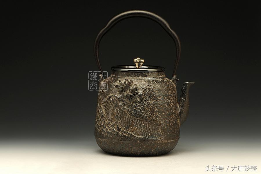 拥有一把好提梁胜过一把壶,拥有一把好壶方能泡出好茶