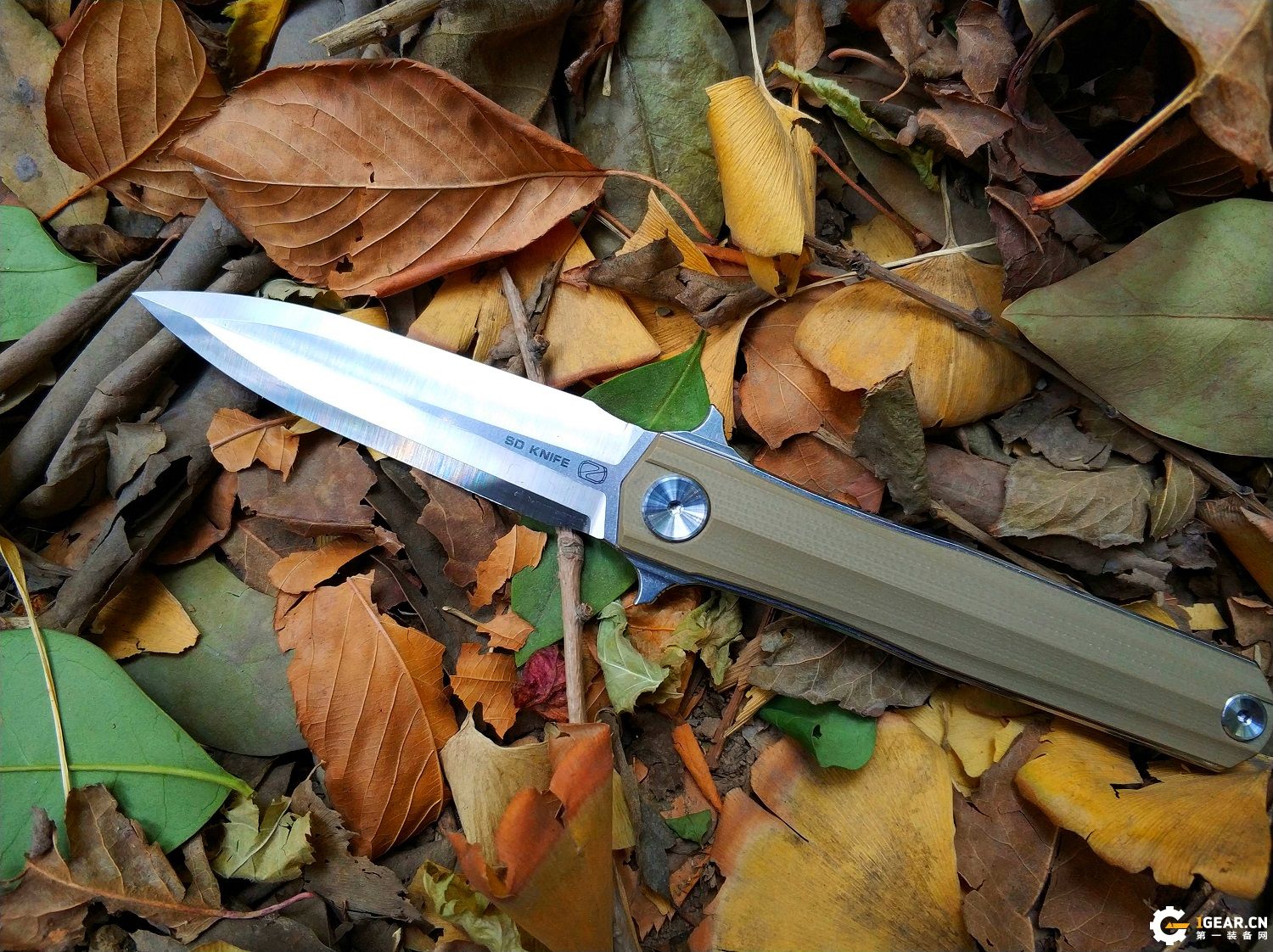 有没有一款双刃刀具，既是*刀折**，又能兼具捅刺和切削的优点呢？