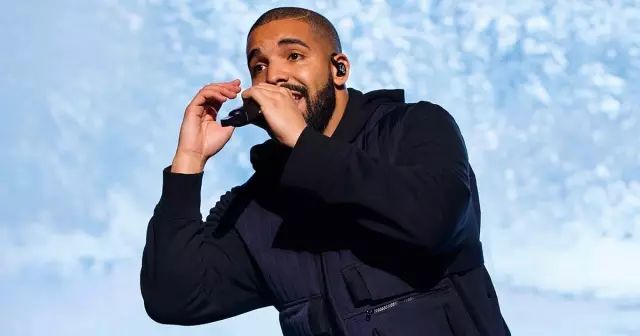 蕾哈娜的三角恋,蕾哈娜的第三次恋情