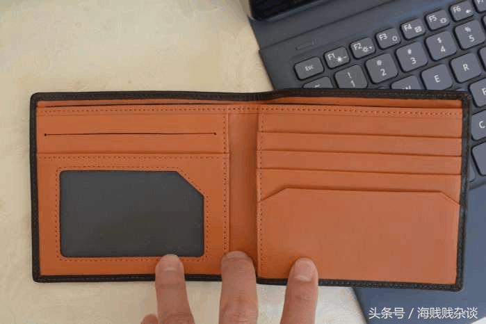 小米生态再出新品，89元真皮钱包横空问世，颠覆暴利行业？