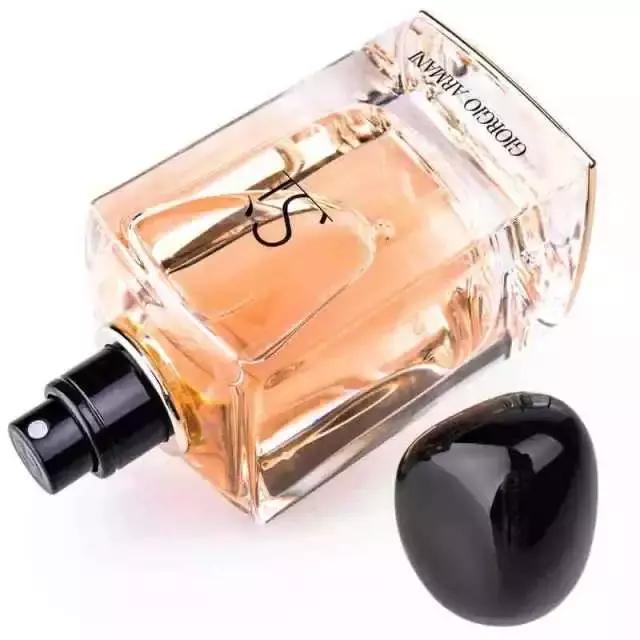 你身上有她的香水味,你身上有他的香水味完整版