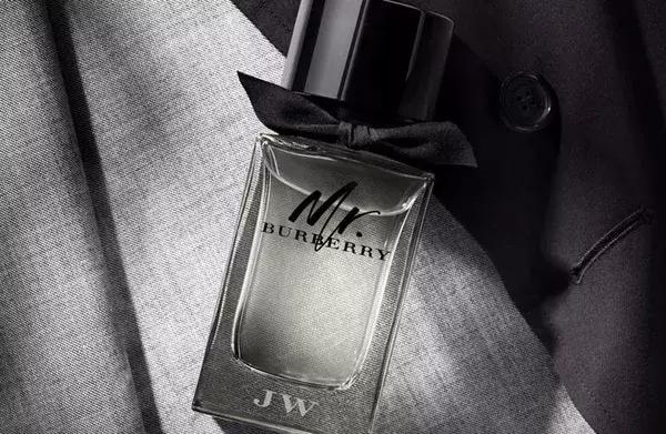 你身上有她的香水味,你身上有他的香水味完整版