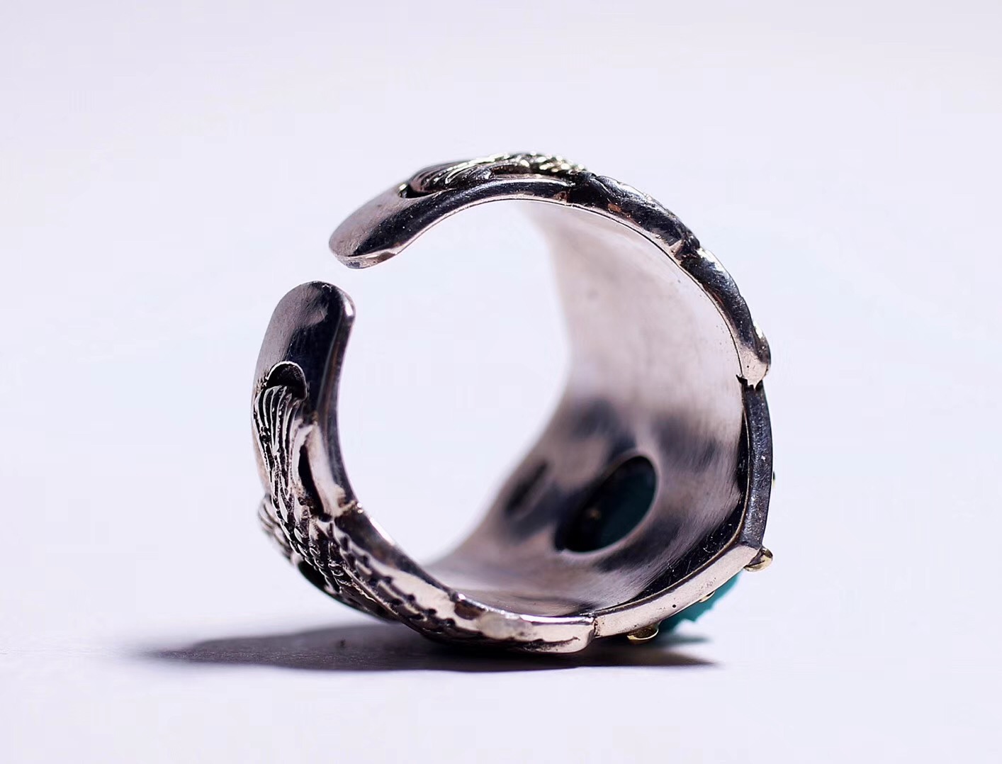 北工牙雕大师作品,喀什纯黄铜手工制作戒指