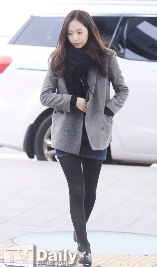 杨幂studios围巾,杨幂同款毛衣acnestudios