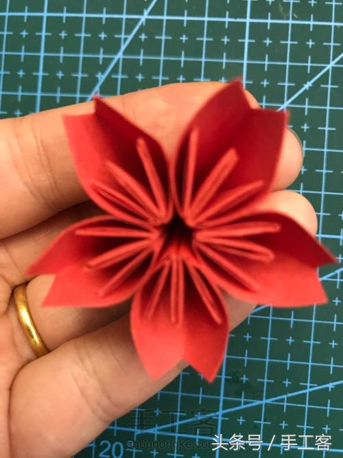 灯笼手工制作简单易学折纸教程,灯笼手工制作教程简单又好看折纸