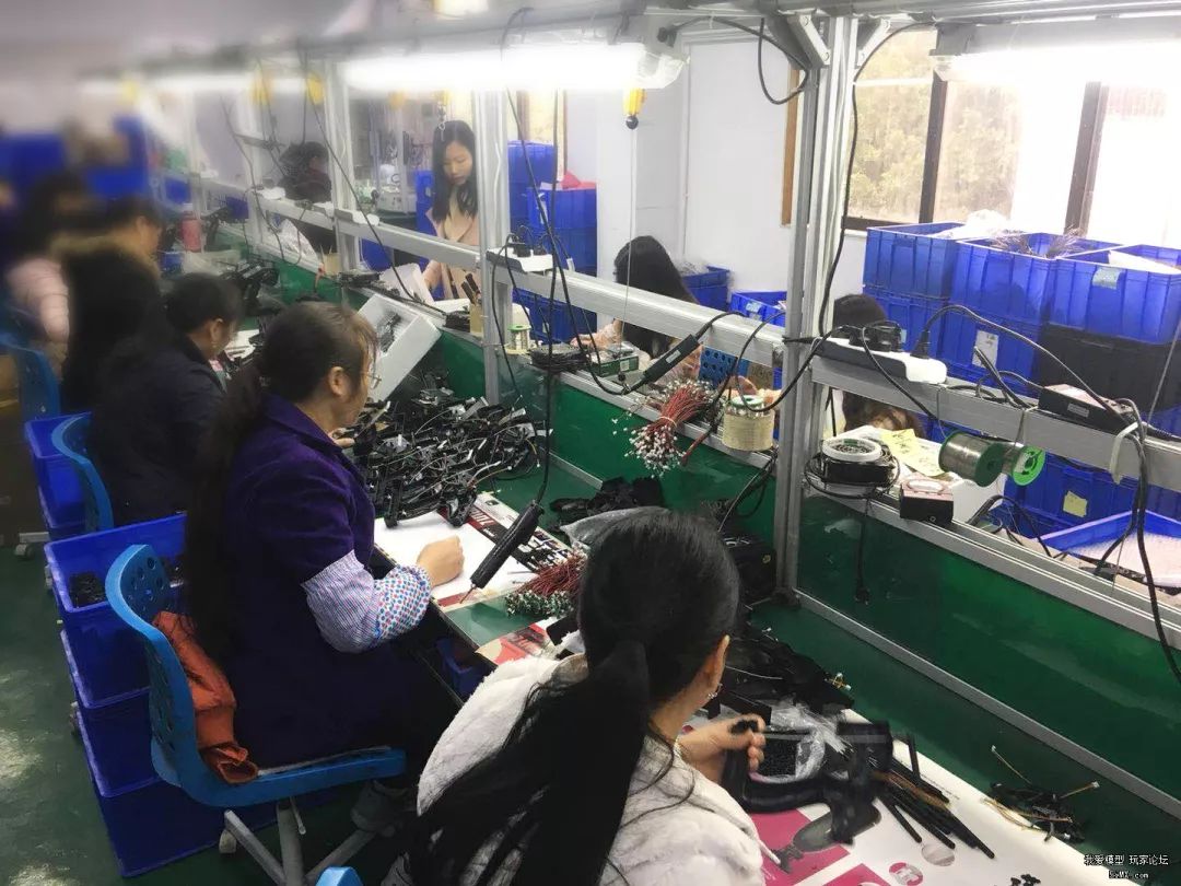 潜入秘密基地被发现,潜入工厂内部调查