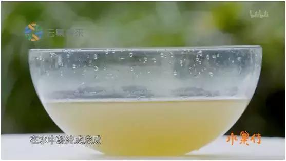 这部汁液四溅的作品勾起了所有人的欲望