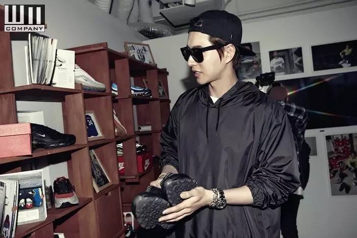 nike价值30万的鞋,nike一共赚了多少钱