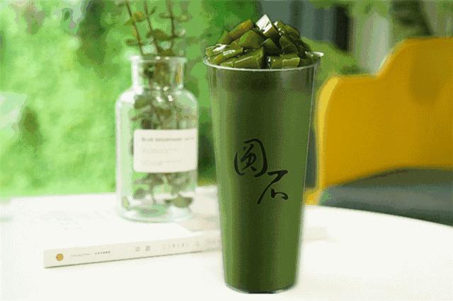 粉色青蛙的正确养法,养青蛙的技巧和方法