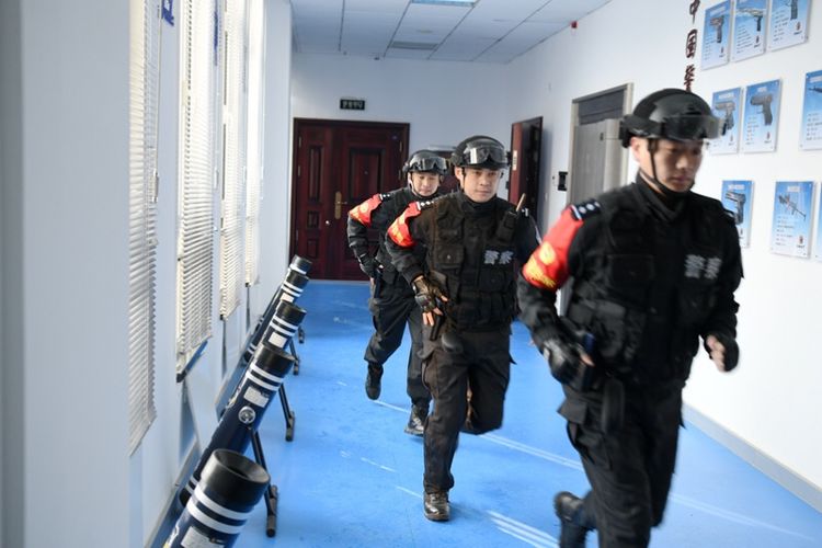 黑豹雪豹特战队,成都黑豹突击队魔鬼大练兵