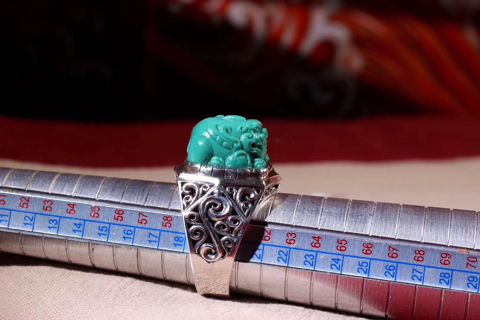 北工牙雕大师作品,喀什纯黄铜手工制作戒指