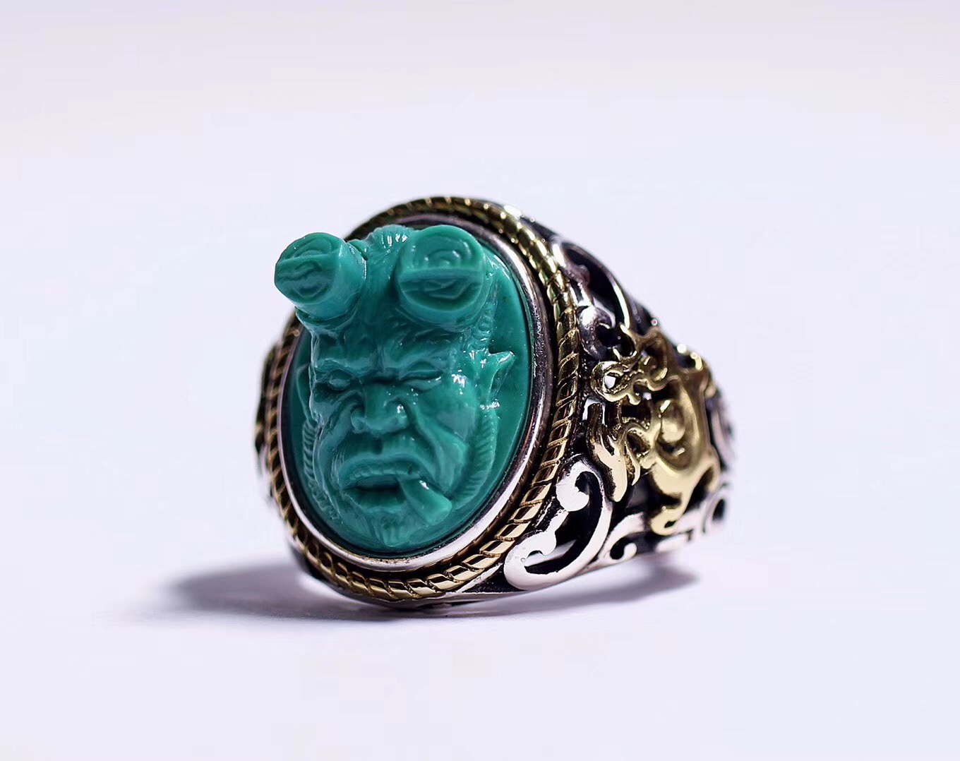 北工牙雕大师作品,喀什纯黄铜手工制作戒指