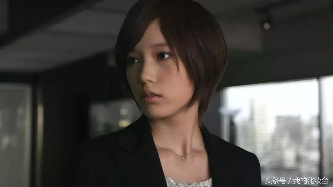 换发型如同换脸吗,换发型堪比换脸