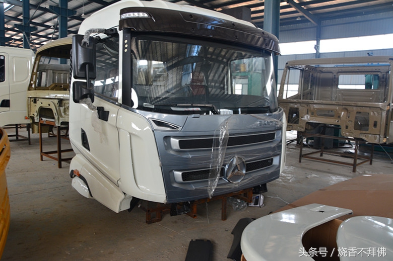 大公司走出来的随州手艺人,红岩金刚杰狮驾驶室一小时装一台