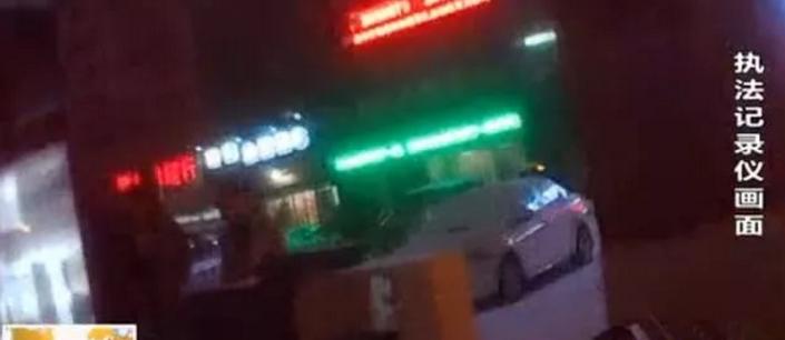 男童误喝84消毒液,小孩误喝消毒液被送医