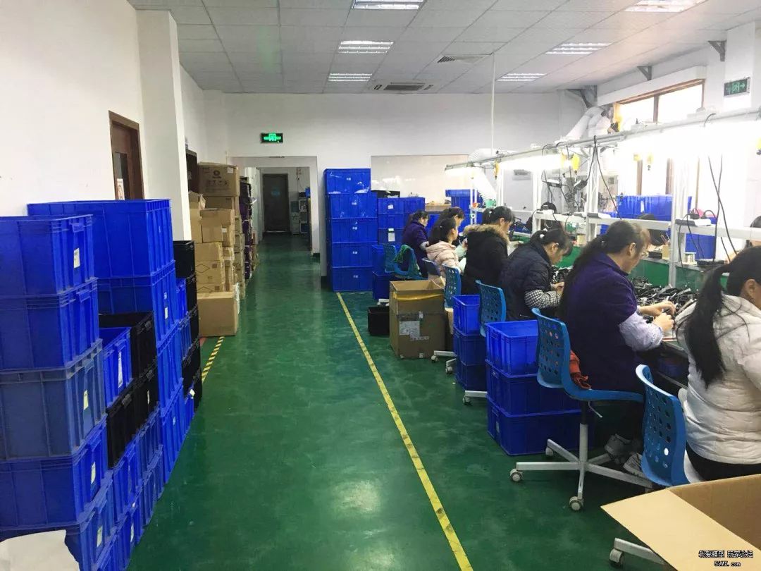 潜入秘密基地被发现,潜入工厂内部调查