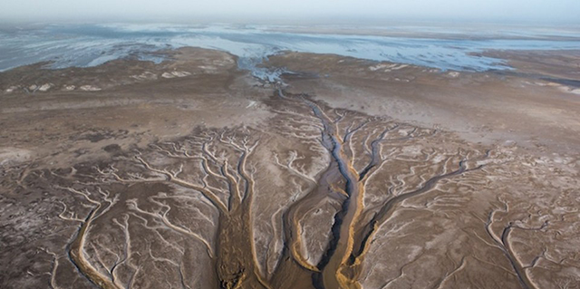 丰胸到底是假体好还是自体脂肪,自体脂肪填胸和假体丰胸哪个好