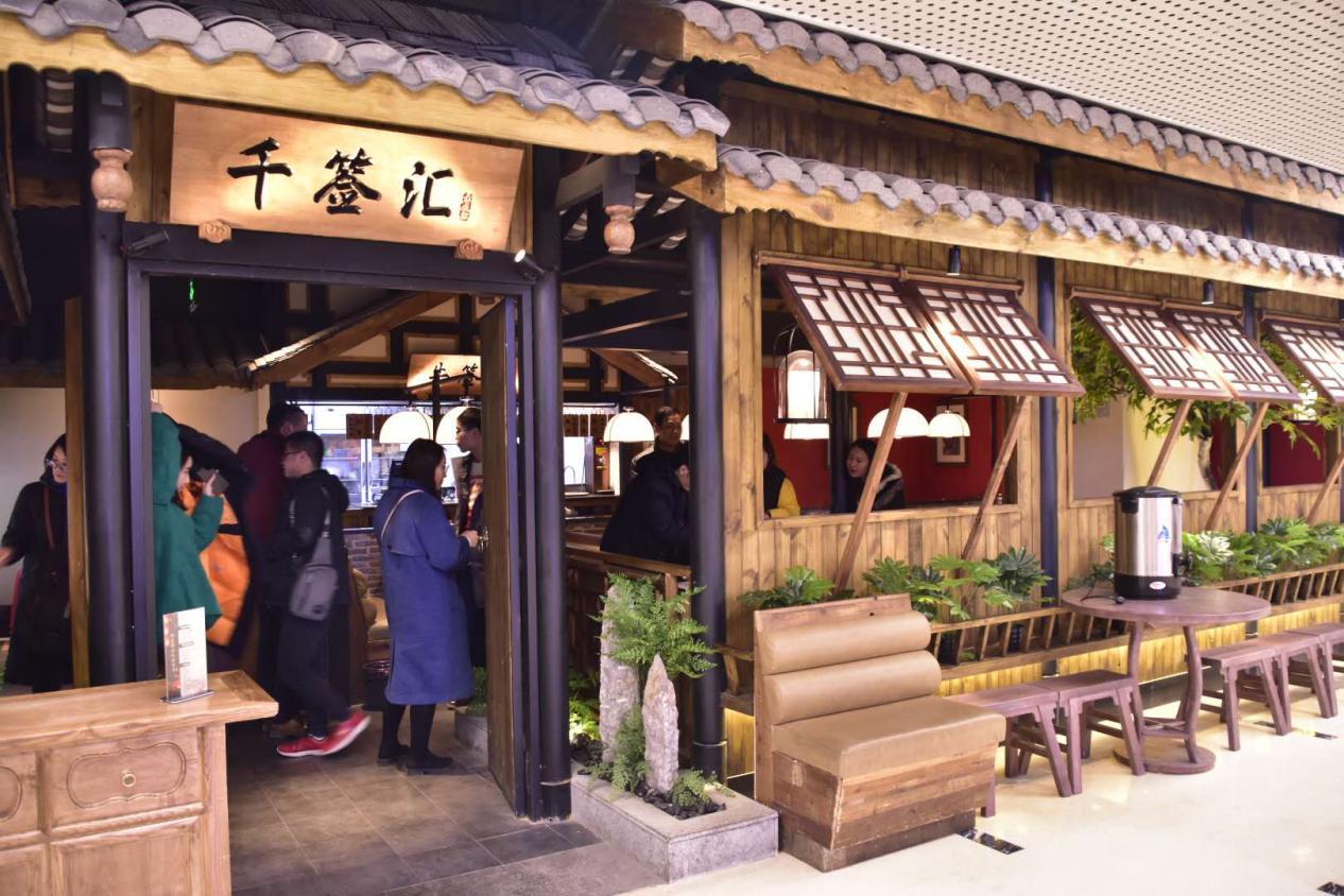 石家庄荣鼎ZooMall“吃货”齐聚，与萌宠和美食完美邂逅！