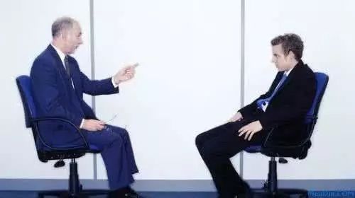 唱红脸扮白脸，3分钟搞定“刺头”