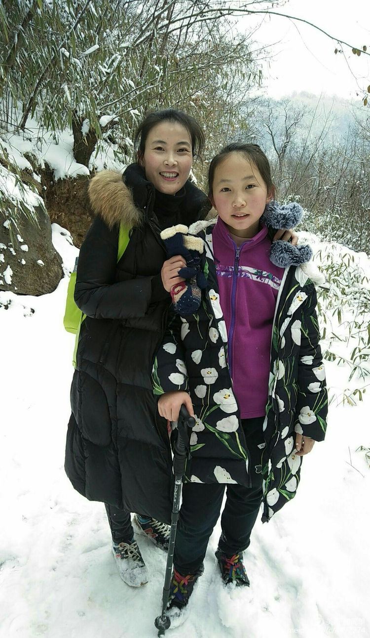 天池长白山雪岭,雨天天池山