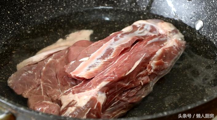 自己在家做酱牛肉怎么做最好吃,过年在家酱牛肉做法简单
