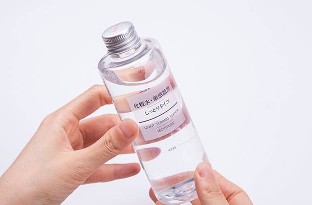 油痘肌肤补水测评,油痘肌收缩毛孔水乳测评