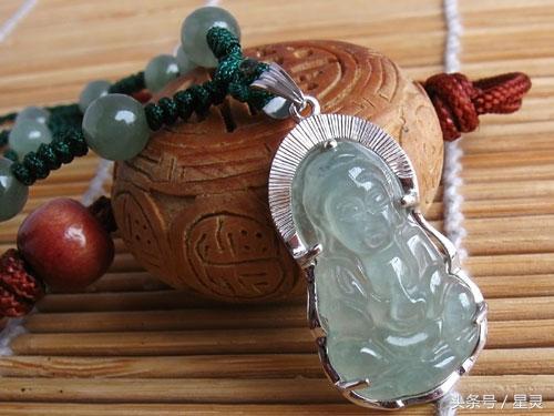 属鸡的贵人是什么属相,鸡和什么生肖最相生