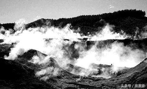 下雪天，在法国依云小镇的户外温泉泡汤，泡的全是依云水