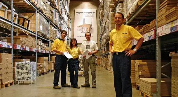 他身价百亿却败光家产,宜家为什么能成为全球第一家