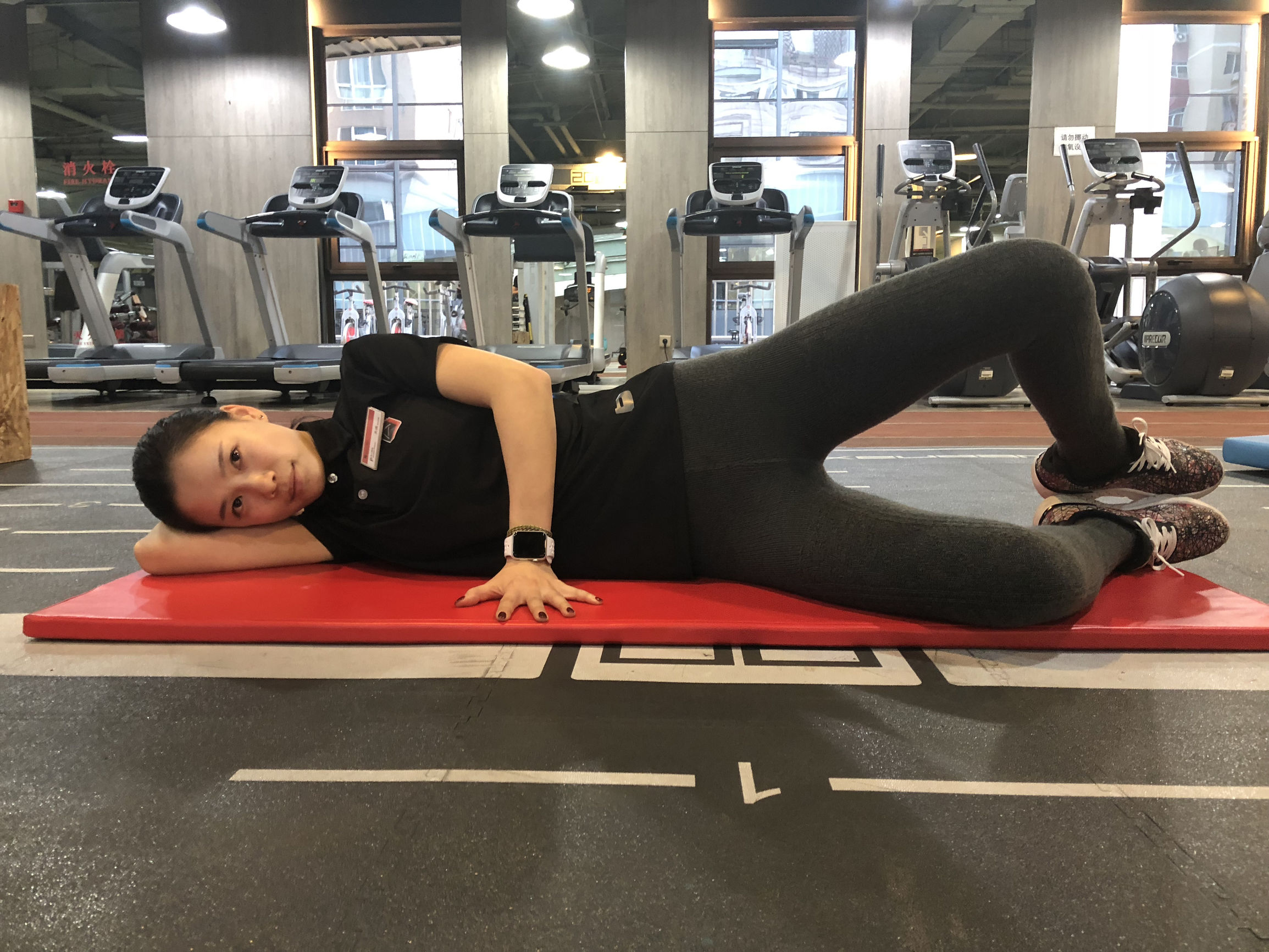 膝盖疼痛怎么治疗能根除,膝盖外翻疼痛怎么矫正