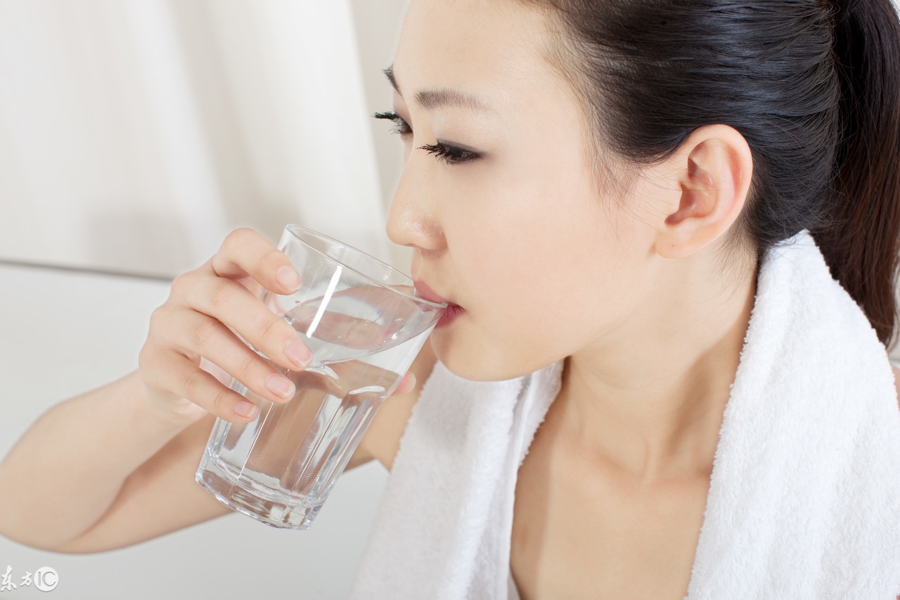 被开水烫伤后该怎么说,被开水烫伤后饮食注意事项