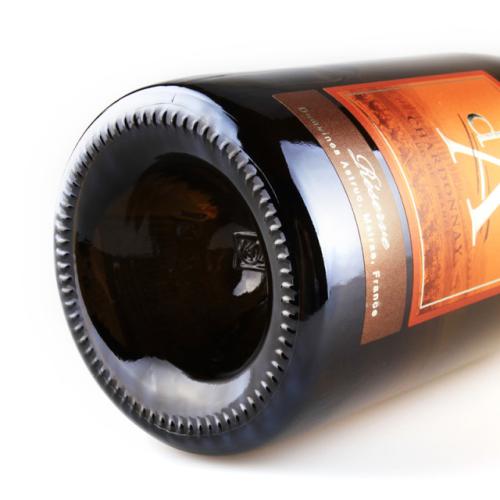 4个小技巧辨别真假葡萄酒 (如何分辨真假葡萄酒)