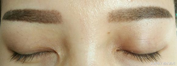 绣眉第二次补眉还掉痂吗,绣眉10天了眉毛痒