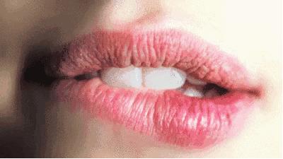 秋冬护唇润唇方法,秋冬应该如何护唇保暖