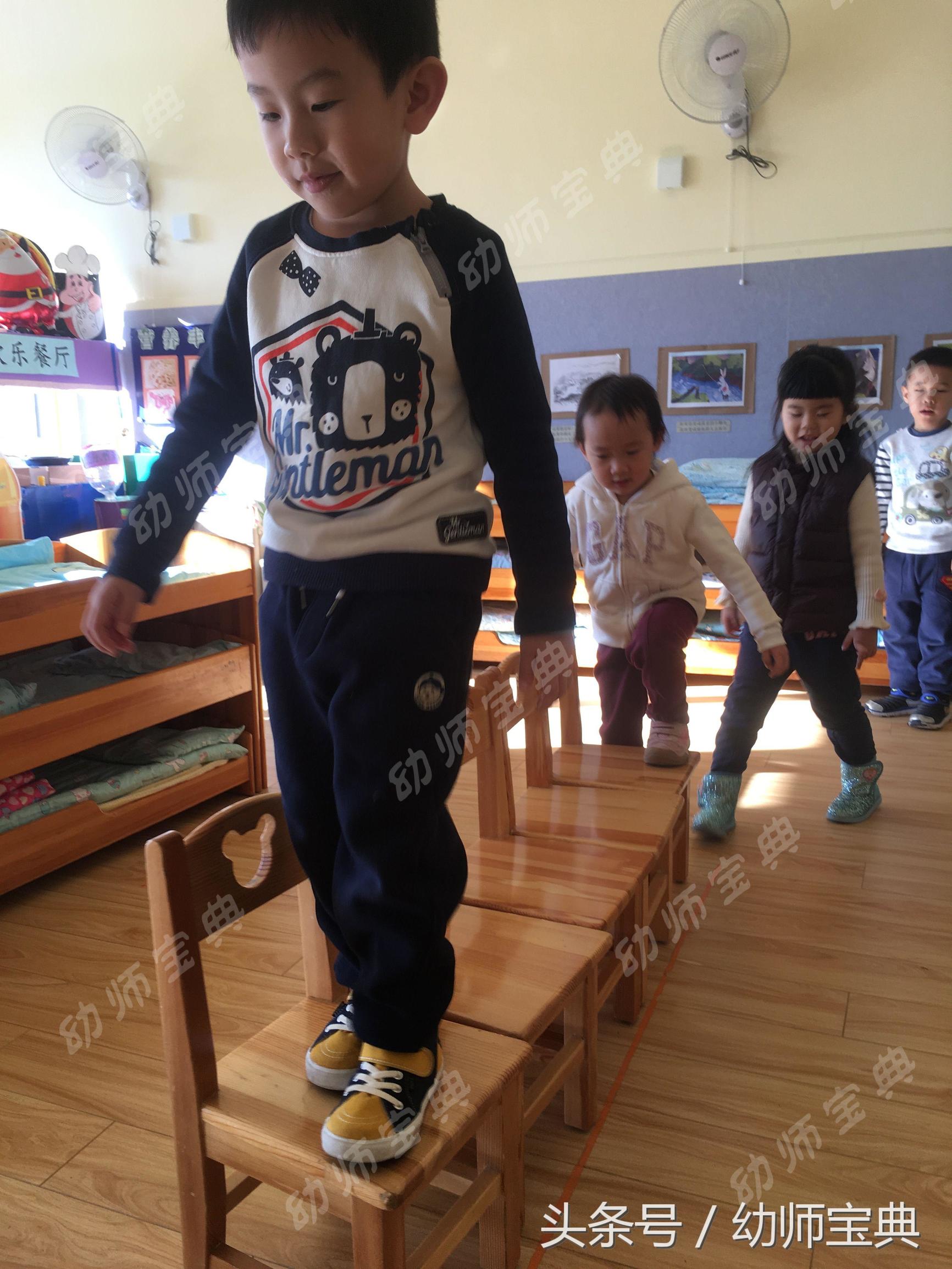 体育游戏室内趣味游戏,体育室内课玩的游戏