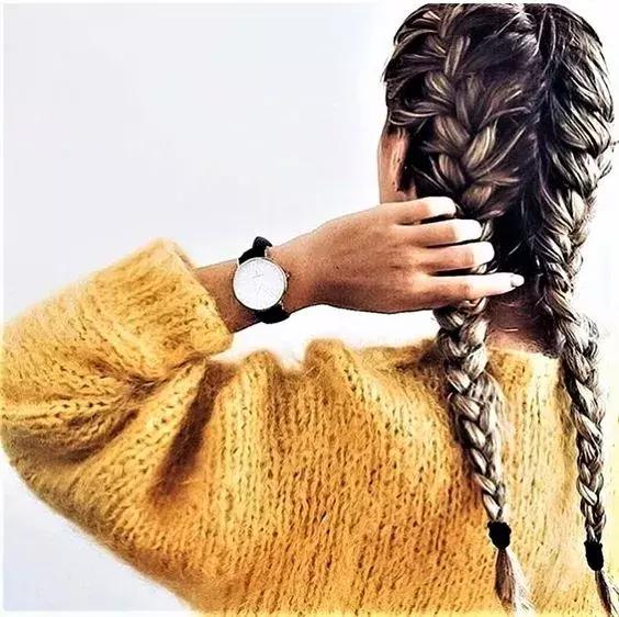 22岁白头发越来越多是有病吗,白头发长出来是缺什么营养