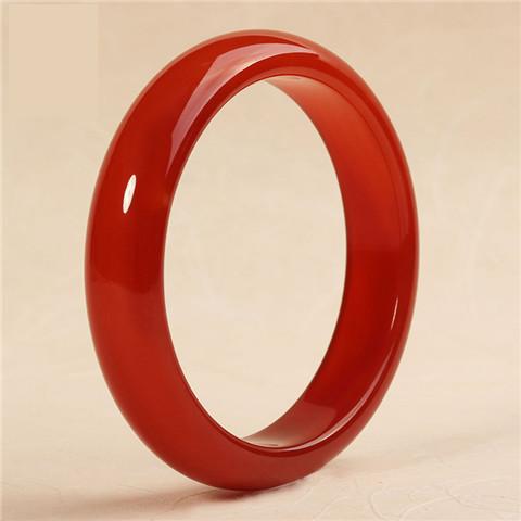 女人受不受宠,就看她身上这三个地方戴了首饰没?