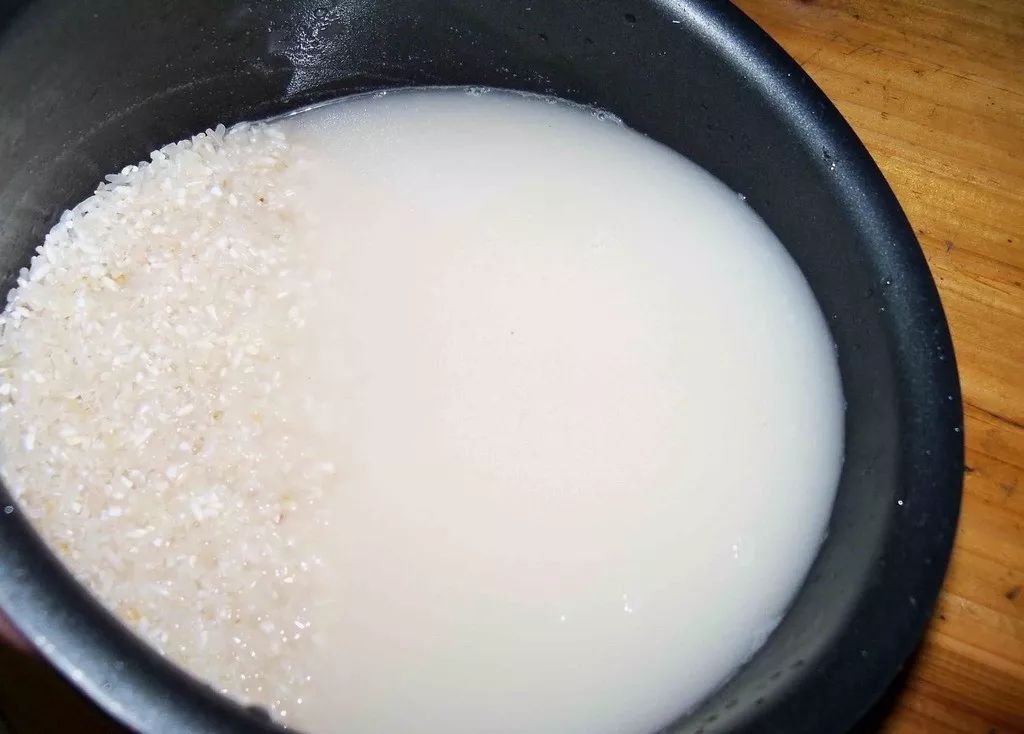 喝了生水闹肚子是怎么回事,生水和热水喝为什么会拉肚子